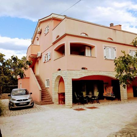Apartments Ivanka G Malinska Εξωτερικό φωτογραφία