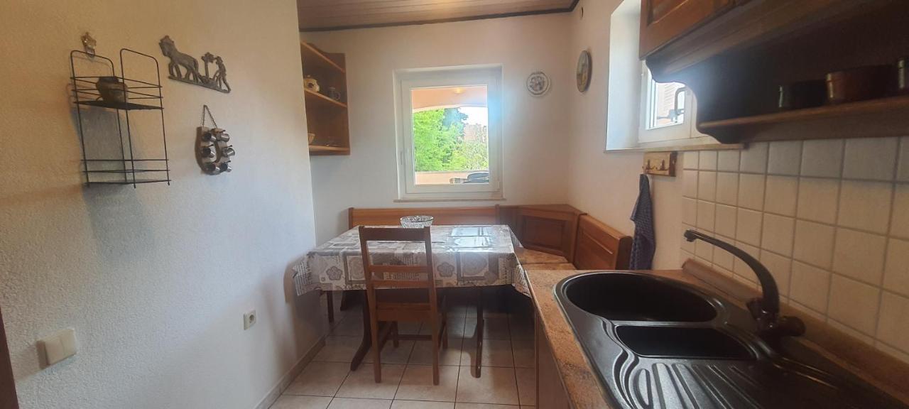 Apartments Ivanka G Malinska Εξωτερικό φωτογραφία