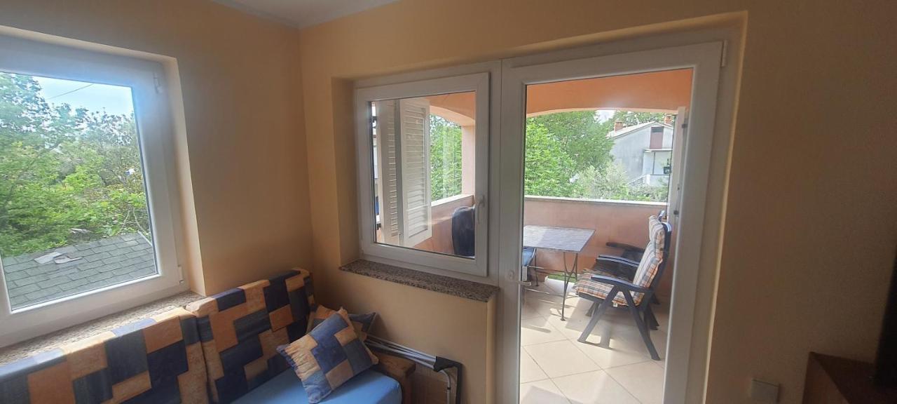 Apartments Ivanka G Malinska Εξωτερικό φωτογραφία