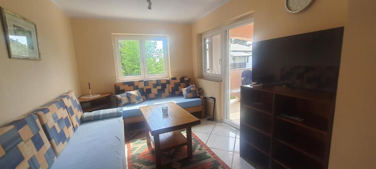 Apartments Ivanka G Malinska Εξωτερικό φωτογραφία